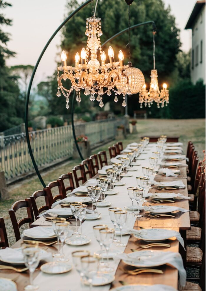 Black curved chandelier stand